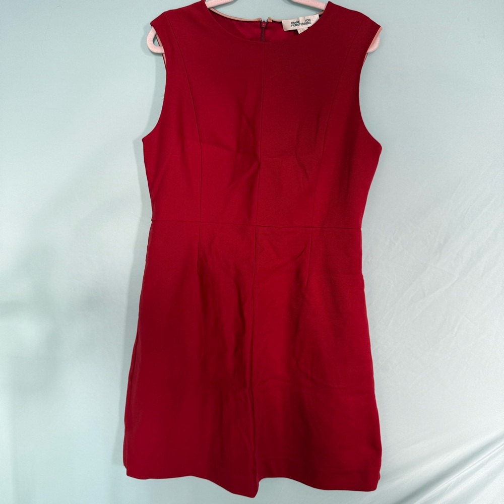 EUC Diane von Furstenberg Sleeveless Sheath Dress | Size 14 | Red Bold